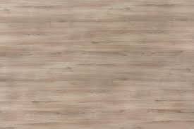 Dual touch line versatile patterns, sophisticated with two layers of texture that come together in an unique finish that. Chapa Mdf Antuerpia 15mm Guararapes Compasso