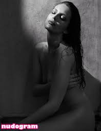 Emily DiDonato  emilydidonato Гола изтичане OnlyFans снимка 12 - Nudogram  v2.1