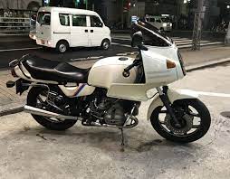 カスタム前 1990年式 r100rs r100rs モノレバー 1986 スペック 発売時価格 税抜き 149万円 生産期間 1986 1992年 エンジン形式 4ストローク水平対向2気筒 バルブ 1気筒2バルブ 総排気量 980cc ボア ストローク 94 70 6mm 最高出力 60p