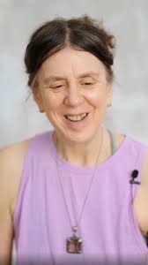 Ruth Lauer-Manenti @ruthlauermanenti_yoga reflecting