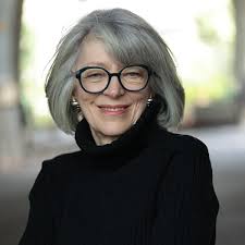 Seaman Schepps: A Century of New York Jewelry Design: Zapata, Janet, Vaill,  Amanda, Behl, David: 9780865652507: Amazon.com: Books