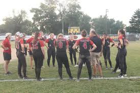 Tigers score 3 in 7th to stun Warhawks in regional final