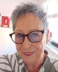 Women's haircut recommendations for straight medium hair?