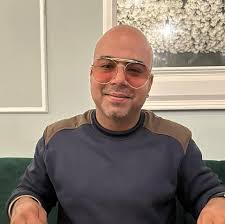 Who can transport furniture from Sudbury to Oakville this weekend?