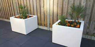 polyester plantenbak kubus 80x80x60cm gewenste ral kleur zuiverwit ral kleur 9010 meerprijs 10 waterdicht ma plantenbak grote plantenbakken bloembakken