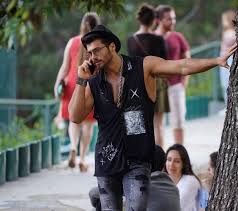 Wrong with english subtitles, was a young couple in love who was trying to build a strong relationship. Bay Yanlis The Right Mr Wrong North America