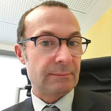 🎓Obtention de ma licence de Gestion🎓 Je suis ravie de de vous annoncer  que j'ai obtenu ma Licence Gestion à l'IAE de Dijon avec une dernière année  en alternance au sein du