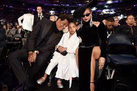 See full list on en.wikipedia.org Beyonce Jay Z Und Blue Ivy Rocken Die Grammy Awards Stern De