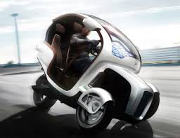 Icona E3wm Exciting Three Wheeled Scooter For Comfy City Commute Scooter Futuristic Cars Vehicles