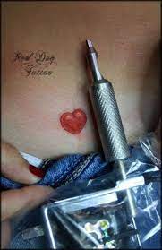 Ink heart tattoo es una pagina para los amantes de los tatuajes la cual te ofrece un servicio de absoluta calidad en sus diseños. Cute Red Ink Heart Tattoo Design