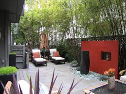 Epic retaining wall guide setting out the 11 different materials you can use to build a functional, durable, strong and beautiful retaining wall as well as 8 first, in contrast to concrete, and even stone, bricks feature a very warm and inviting look. 10 Of The Best Outdoor Accent Wall Ideas