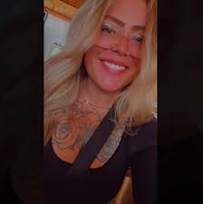 Who is a good hairdresser in the Necedah area for hair color?