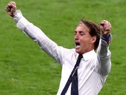 Roberto mancini and his wife turned heads as they soaked up the sunshine in saint tropez. T25hbwy0vccplm