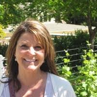 Sarah Zech's Instagram, Twitter & Facebook