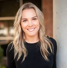 Aimee Page's Instagram, Twitter & Facebook