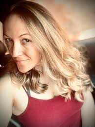 Joni Moore Kanazawa's story is truly inspiring. After surviving cancer, she  dedicated her life to helping others. So as a thank you, we had the  opportunity to celebrate her with a holiday