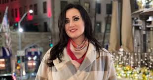 Соломія вітвіцька та режисер влад кочатков одружилися 15 листопада 2013 року. Solomiya Vitvicka Pokazala Yak Doyila Korovu V Ssha Shou Biznes Tch Ua