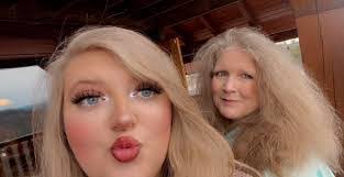 Max Cordell's Instagram, Twitter & Facebook