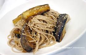 Nouilles Soba Aubergine A La Japonaise Simple Gourmand Recette Nouilles Soba Nouilles Aubergine