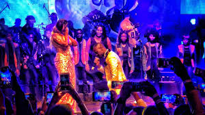 King kaka biography king kaka born as kennedy tarriq ombima in eastlands nairobi kenya, in a family of 3 boys. Scooper Zambia Entertainment News King Kaka Bio Age Wife Career Wajinga Nyinyi Family Tribe