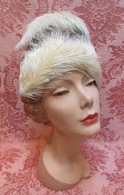 VTG 1950s Scarce “STAR LADY FRANK PALMA ORIGINAL” FEATHER EGGSHELL HAT