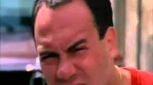 Furio, un funzionario statale estremamente logorroico e morbosamente pignolo. In Che Senso Carlo Verdone Youtube