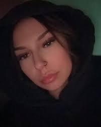 Emma (@emma.janzen) • Instagram photos and videos