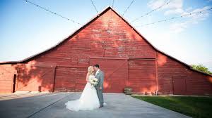 Barn Wedding Venue Mckinney Wedding Chapel Near Dallas Chapel Wedding Barn Wedding Venue Barn Wedding
