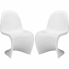 Buy plastic chairs and get the best deals at the lowest prices on ebay! The Imaginative Design Of The Varner Panton S Chair Is The Result Of The Designer S Ambition To Create Dining Chairs Dining Chair Set Solid Wood Dining Chairs