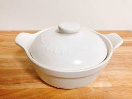 100均で買った鍋が優秀すぎました 土鍋でご飯が食べたい 一人サイズがいい 安い土鍋が欲しい この望みを満たしてくれる なべ をdaisoで見つけちゃいました 一人鍋にも炊飯にも使えるし コスパ最強だしダイソーで十分じゃん ダイソー 鍋 一人鍋 ダイソー 土鍋