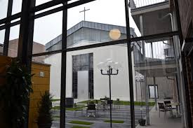 Es erwartet sie ein optisch ansprechendes, zeitloses design und eine gehobene ausstattung. Zukunft Kirchen Raume St Adelheid Seniorenwohneinrichtung Adelheid Haus