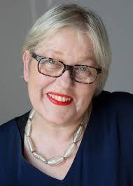 Anna Ullmann's Instagram, Twitter & Facebook