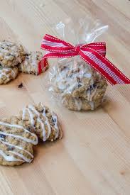 Iced Oatmeal Raisin Cookies Blue Jean Chef Meredith Laurence Recipe Raisin Cookies Oatmeal Raisin Oatmeal Raisin Cookies