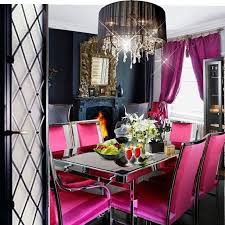 غرفة طعام لونها هوت بينك المرسال Pink Dining Rooms Luxury Dining Room Dining Room Design