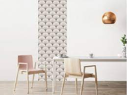Vous retrouvez toute la qualité graphique des motifs à appliquer sur le principe d'un sticker repositionnable. Papier Peint Adhesif Art Deco Modele Seigaiha Beige