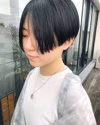 福江 章子 vetica stylistがinstagramで写真をシェアしました ちょっとモードな前下がりハンサムショート いつもありがとう vetica fukue vetica ハンサムショート 前下がりショート ショ ハンサムショート アシンメトリーピクシーカット 前髪 長い