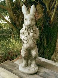 Steinfigur Peter Rabbit Gartenfiguren Garten Deko Gartendekoration
