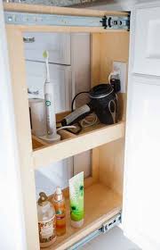 hidden electrical outlets in the bath