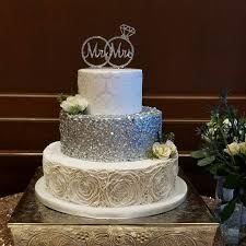 As hard as it is to believe, 2020 is just around the corner! 30 Gorgeous Wedding Cake Design Images Ideas For 2020