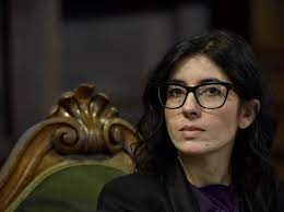 Tutto nasce dal titolo di studio di un cameriere. Fabiana Dadone Ministra Alle Politiche Giovanili Corriere It