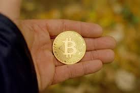 Investors nervous about the stock market might be looking for alternative investments, like bitcoin. Is It The Time To Invest In Bitcoin As There S Rout In Global Stock Markets Global Coin Report