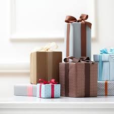 Ide Acara Tukar Kado Rp 50 Ribuan Dengan 9 Barang Unik Dan Tidak Murahan Ide hadiah tukar kado yang pertama adalah produk kecantikan. ide acara tukar kado rp 50 ribuan