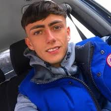 Listen to Me N U by Tomo Gaffney in tunes playlist online for free