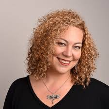 Lindsay Willett's Instagram, Twitter & Facebook