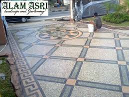 Contoh keramik lantai garasi mobil dekorumah36 blogspot com 02 07 2019 contoh keramik lantai garasi mobil satu tempat tinggal yang enak selalu dihubungkan dengan rumah besar dengan lahan luas dan model yang modern tetapi untuk mendapatkan sebuah hunian mewah seperti itu tentu. Lantai Carport Batu Sikat Coral Sikat Batu Ampyangan Surabaya
