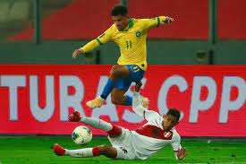 Brazil have several injury issues to contend with ahead of the copa america final against peru on sunday (9pm bst). Barcacentre On Twitter International Watch Brazil Win 4 2 Over Peru In Their World Cup Qualifier Game Coutinho Played 71 Minutes And Was Replaced By Everton Https T Co Tddrxmmjfi