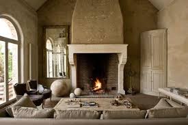 La Maison Brocante De Deux Chasseurs De Tresors Maison Confortable Maison Modeles De Cheminee