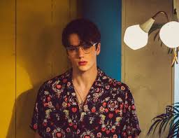 The 90s were full of hot haircuts for men. 15 Best 90s Hairstyles For Men Trending In 2021