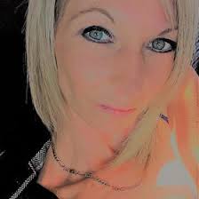 Kirsten Purdy's Instagram, Twitter & Facebook