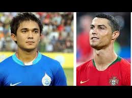 Watch on as indian football icon sunil chhetri attempts to show a number of manchester united stars the incredible support their club has in his home country. Ronaldo Vs Sunil Chhetri Freekick Youtube